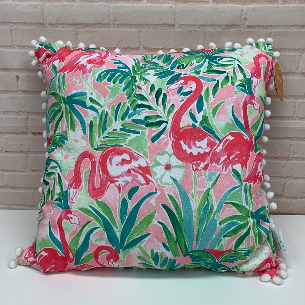 Flamingo & Palm Tree Indoor Outdoor Pillow NEW - Picture 1 of 6